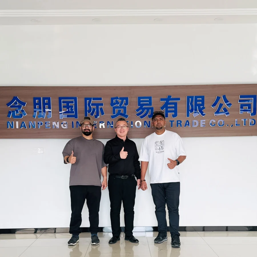 4U Business Links team at a trading partner in China